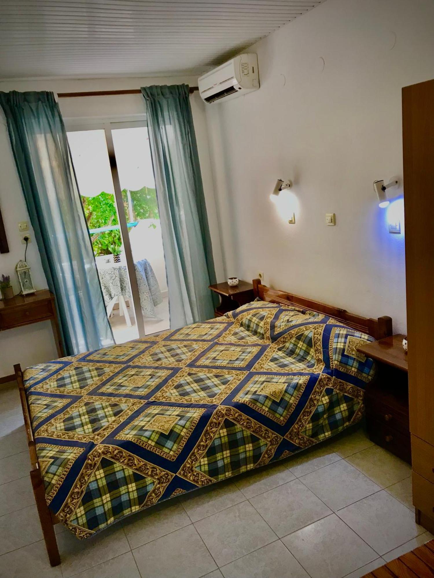 Zoi Apartment *